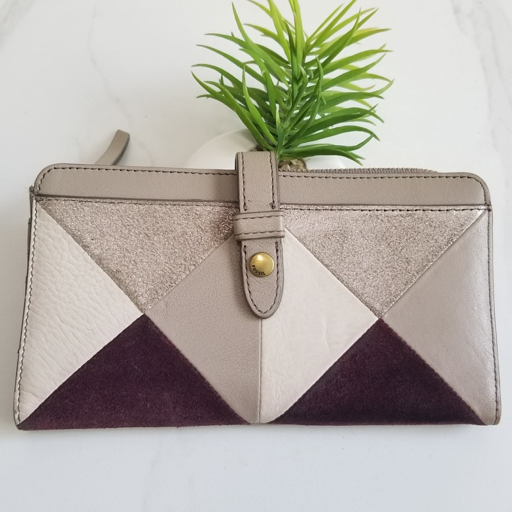 Fossil Fiona Tab Clutch Patchwork Wallet Champagne Geo Metallic Leather Gray